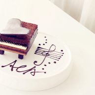 可可钢琴蛋糕