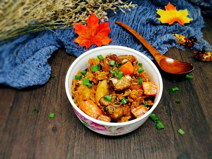 电饭煲 排骨土豆焖饭