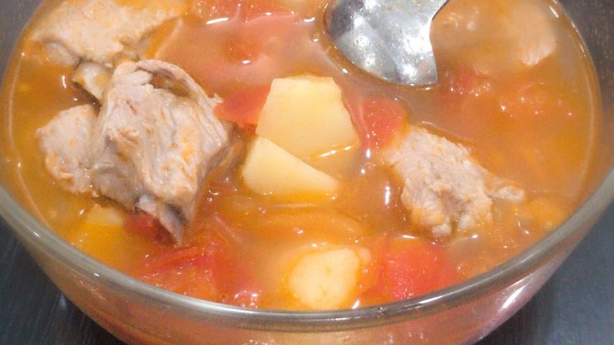 土豆番茄排骨汤