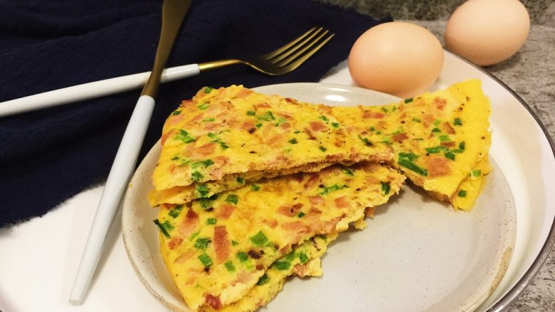 做饼香葱培根鸡蛋饼