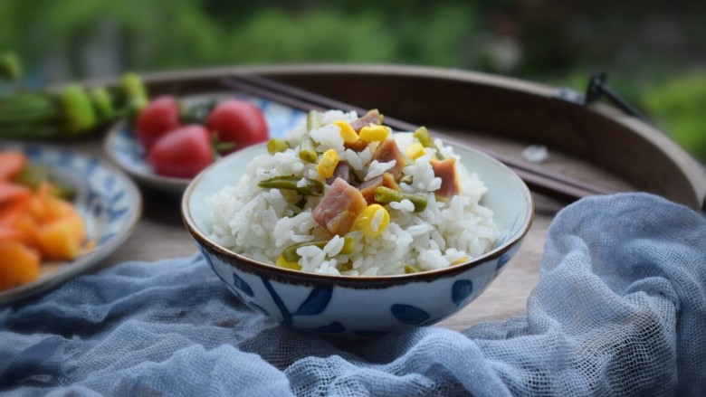 腊味豆角焖饭