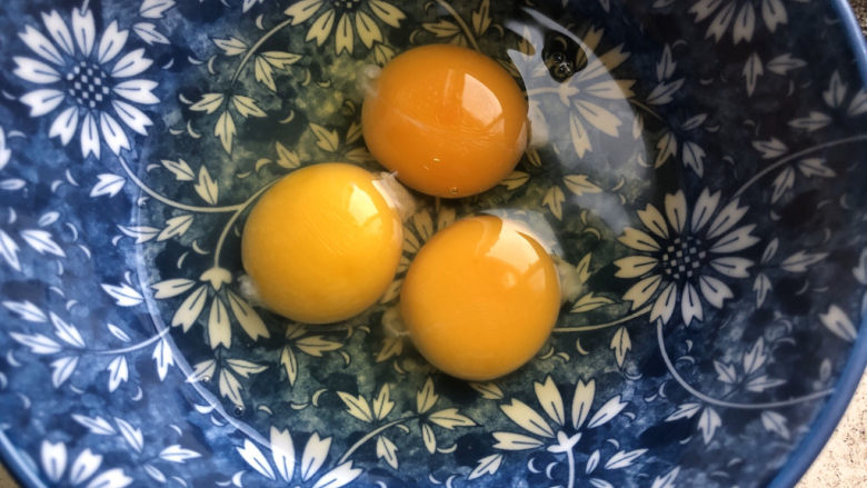 白玉菇炒鸡蛋
