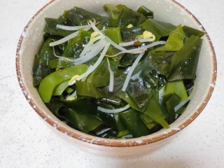 黄豆芽拌海带