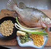松鼠桂鱼 ,准备好食材。