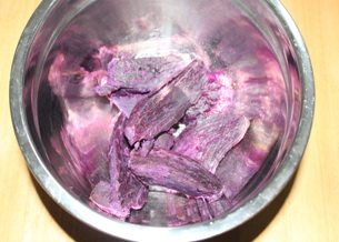 绣球塔,紫薯蒸熟。