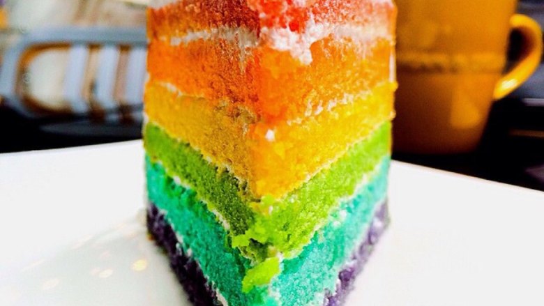 彩虹蛋糕,彩虹蛋糕完成。