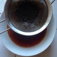 泰式奶茶,烧开后过滤红茶叶