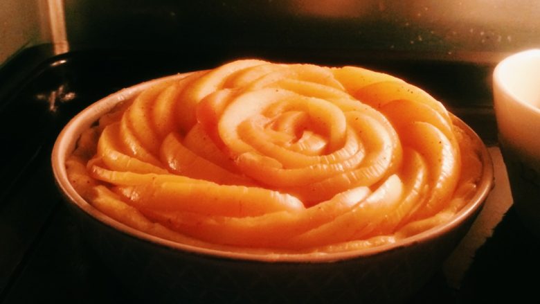 法式苹果派,180度，烤20-30分钟即可
