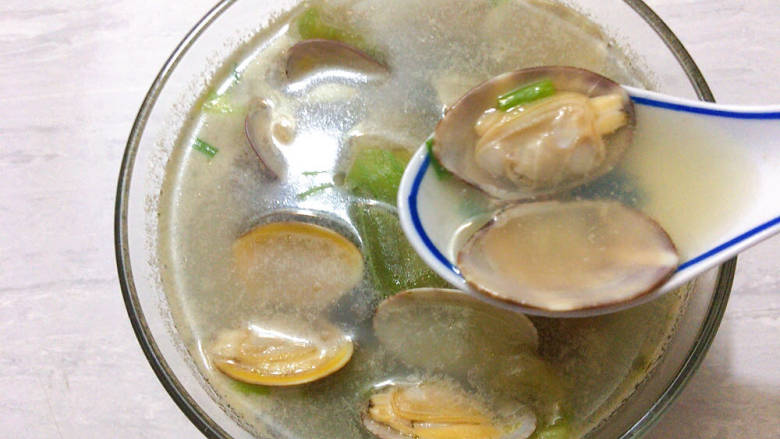 丝瓜花蛤汤,夏季应季花蛤丝瓜汤就做好啦