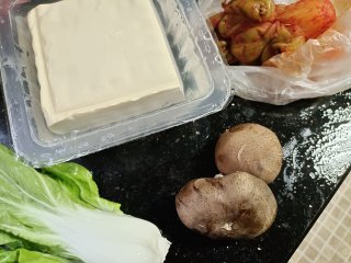 豆腐包子,准备内馅所需食材