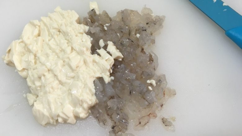 豆腐虾丸 | 宝宝辅食,豆腐和虾都剁碎