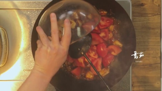 番茄煨牛腩&酸菜汆儿面,1-6加水、番茄块儿翻炒