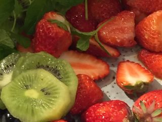 #春日烘焙教室#  草莓塔,“候机”的水果