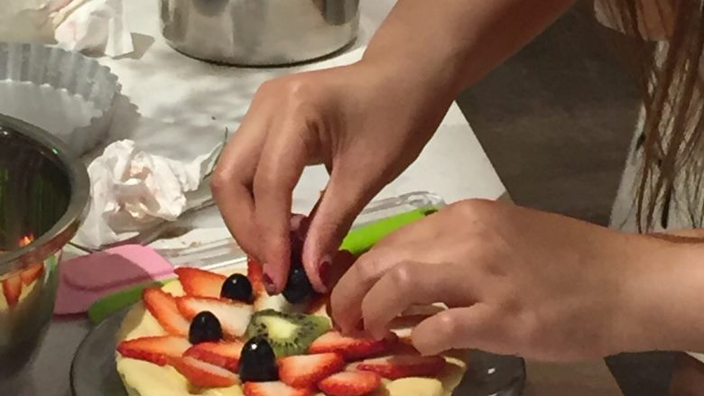 #春日烘焙教室#  草莓塔,堆水果