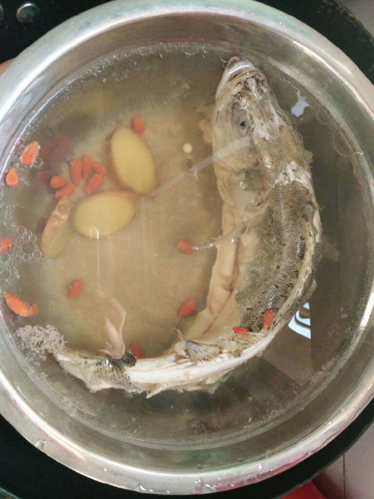 鲈鱼汤