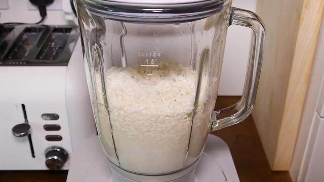 自制水磨年糕,用搅拌机打成米浆