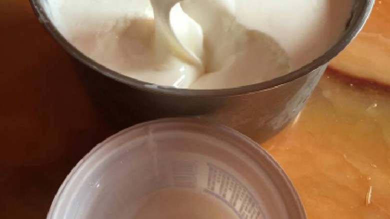 自制酸奶,10小时后川秀酸奶做好了