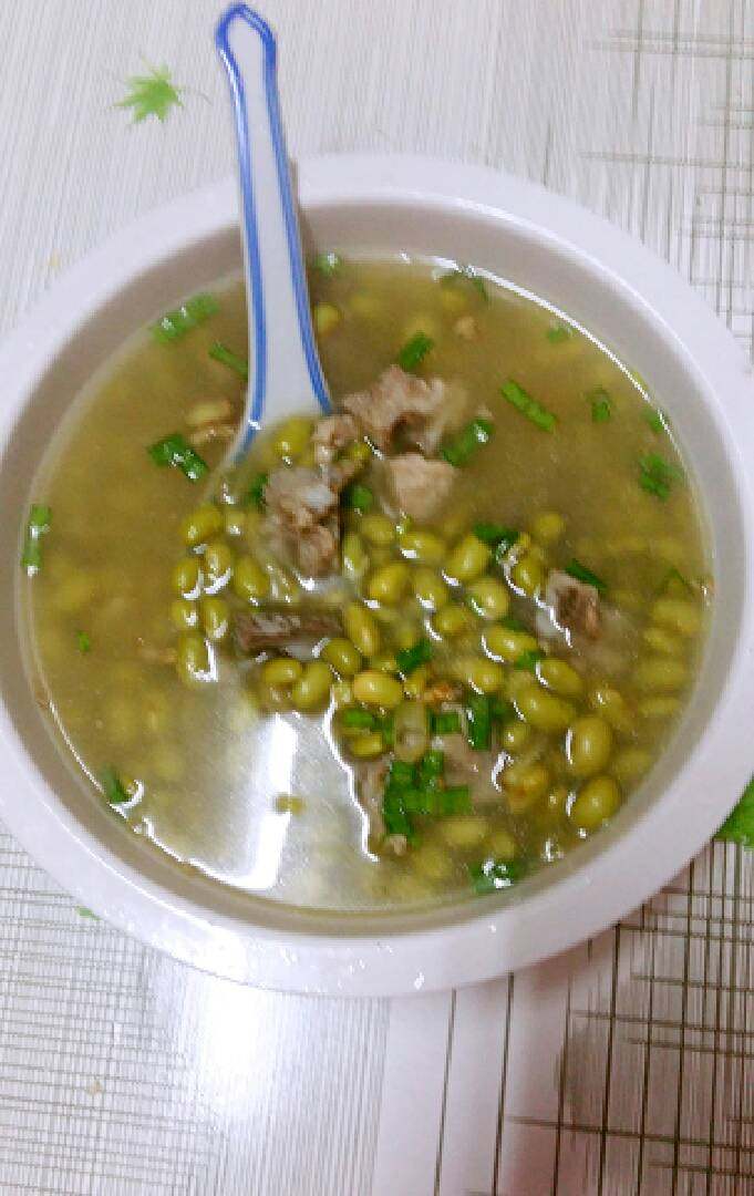 青豆排骨湯