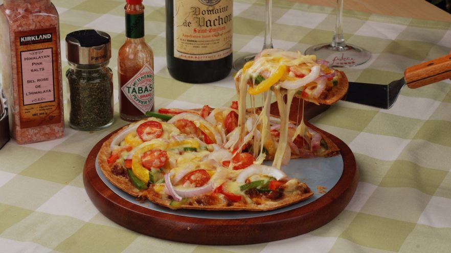 意大利肉酱缤纷薄脆披萨
