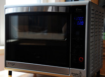 烫面蛋糕卷,烤箱上下管预热170℃，烤盘放入烤箱中层，烘烤20分钟；