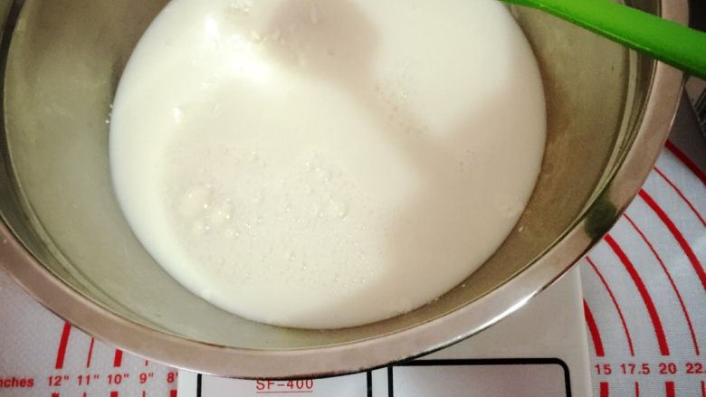 椰蓉鲜奶冻 无糖版,牛奶和淀粉基本10:1 