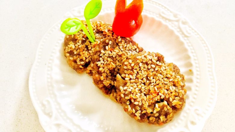 鸡肝芝麻小饼—换种口味，12M ,出锅，上桌开吃吧