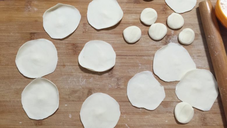 白菜饺子皮的做法图片