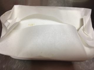 锋味纸包鱼（平鱼里的豆腐丸子）,烘培纸盖好准备进烤箱