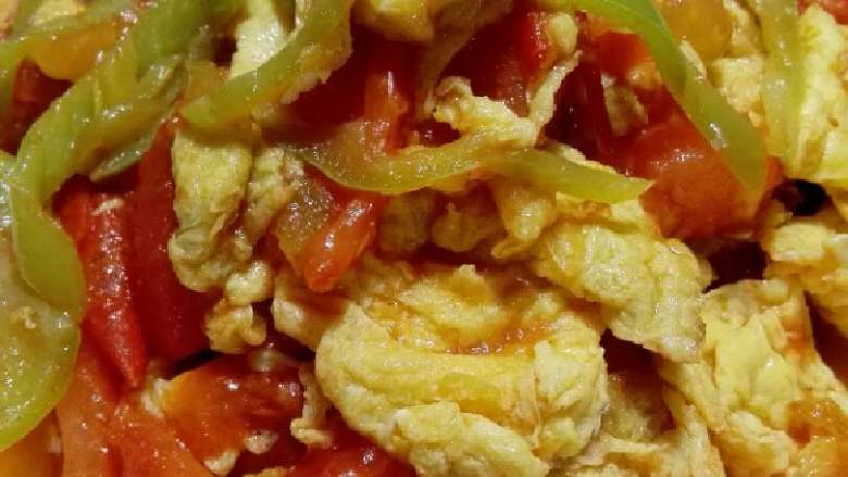 “西红柿炒鸡蛋”绅士私房菜,即使一道简单普通的家常菜也是别有一番风味。