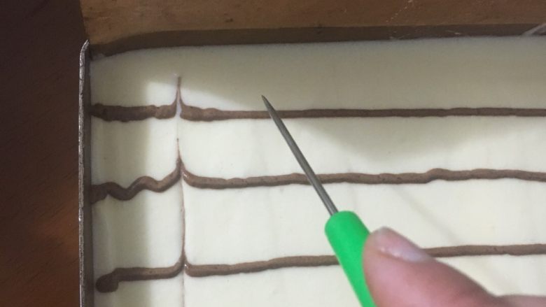 千叶纹蛋糕,第二条线就要从上往下走直线的