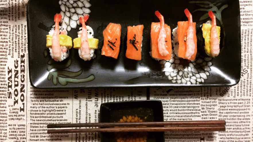 DIY家庭寿司刺身拼盘