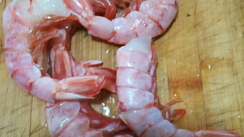 原汁凤尾虾,阿根廷红虾化冰，冲洗
