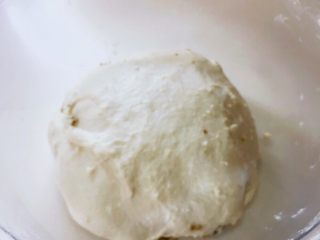 法国盐矿橄榄面包								,发酵以后面团变大2倍了╰(*´︶`*)╯♡