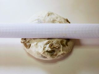 法国盐矿橄榄面包								,用擀面杖擀成四方形														
														