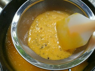 香芒果酱(内附香芒果丹皮做法),过滤百香果果泥