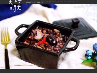 萝卜丝发面饼#王氏私房菜#,配上一碗营养丰富的杂粮粥