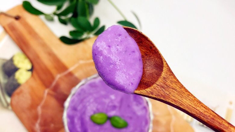 宝宝辅食：紫薯山药泥-8M+ ,开吃吧，料理棒搅拌后如果觉得有点凉了，还可以小火煮下加热