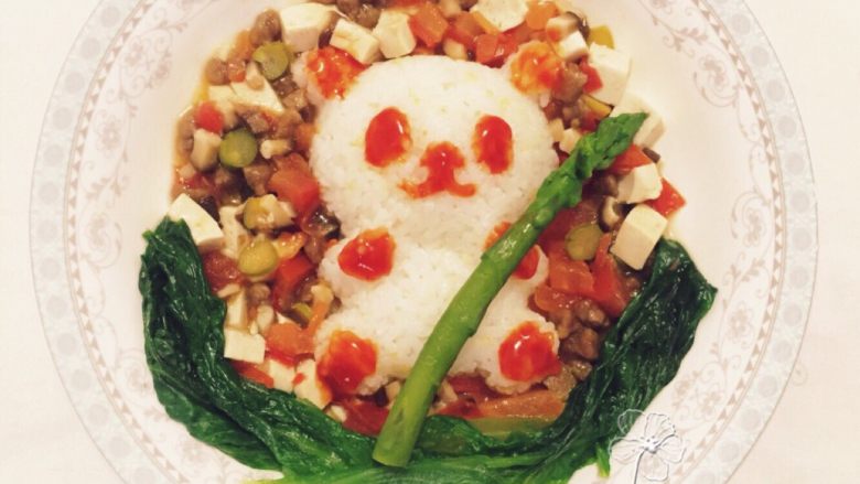 宝宝创意餐--番茄豆腐牛肉饭,最后摆上芦笋，完成。
