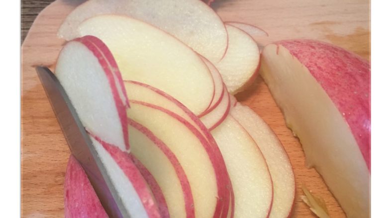 【独家】香脆苹果片,或切这种形状薄片。