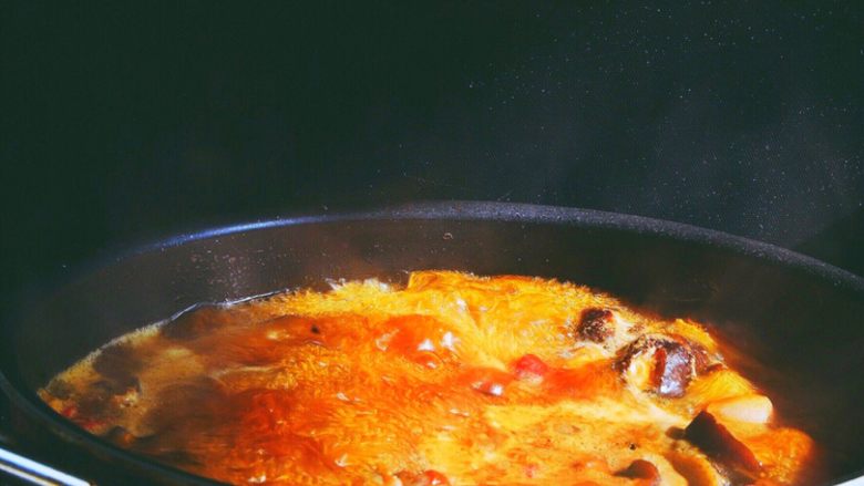 黄焖鸡米饭(健康无油 低脂肪),大火开锅后转小火煮半小时