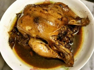 玫瑰豉油鸡,如图所见，电压力锅煮的鸡，出锅时鸡腿已自然分离，无需斩件即可食用。