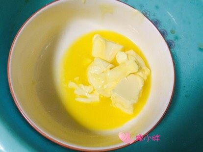班尼迪克蛋,黄油隔水融化，切小块可以迅速融化