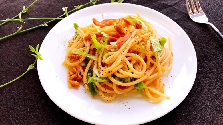 意大利面原来可以这样做，简单、营养、美味,成品。