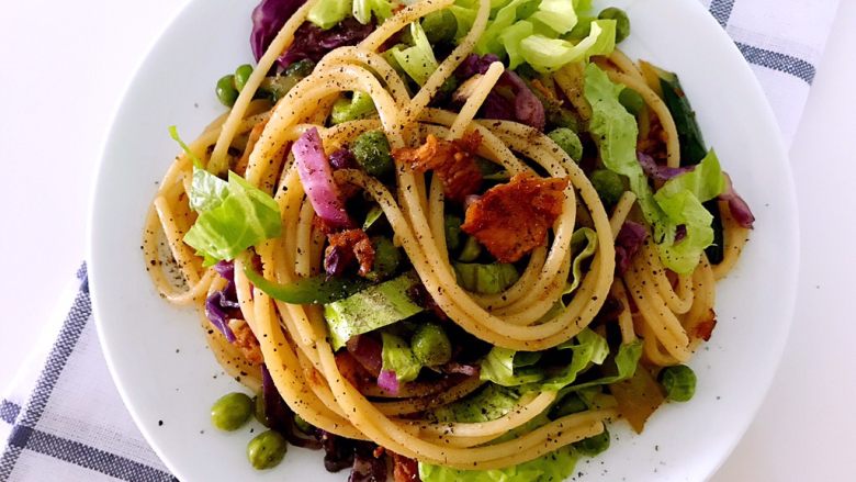 意大利面原来可以这样做，简单、营养、美味,也可以这样，搭配不同的蔬菜。