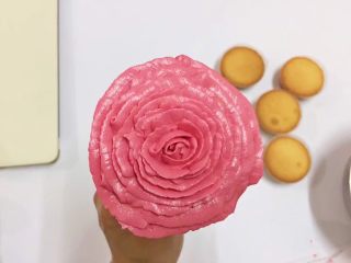 玫瑰花玻璃罩蛋糕,完成