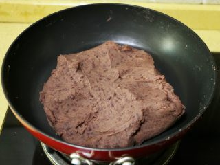 红豆沙,
拌匀即可出锅