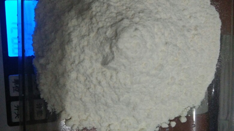面包机做面包🍞（炒鸡简单的用料）,加入125g面粉