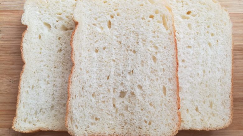 海绵宝宝芝士三明治, 面包切成2cm厚度的面包片