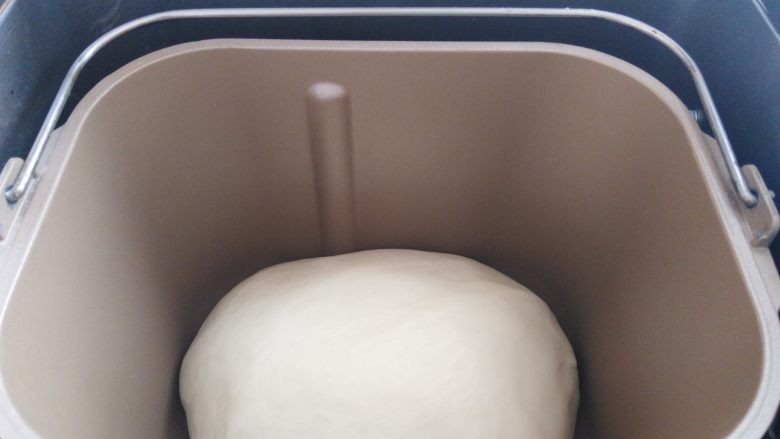 全麦蔓越莓奶酥软欧面包,选择面包机发酵功能，发大到2倍