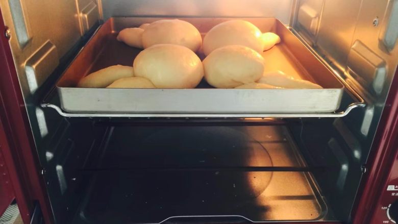 小兔子巧克力面包,烤箱200度预热，150度中层烤15分钟
